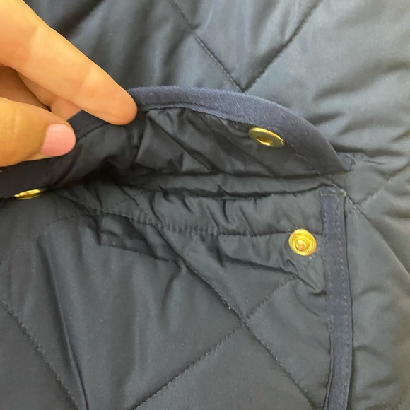 J.Crew navy Excursion vest in recycled poly with PrimaLoft® fill, size large. - Picture 4 of 9